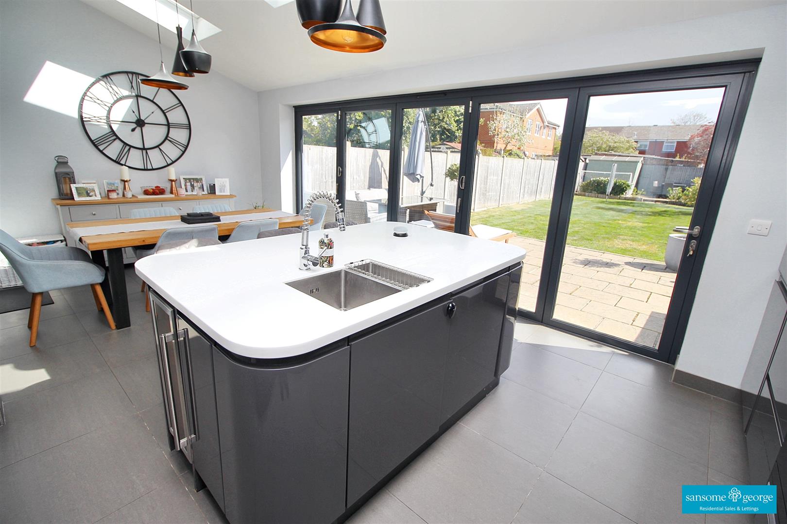 Westwood Road, Tilehurst, Reading